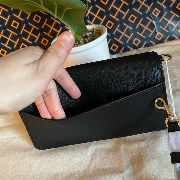 New, authentic tory burch Emerson mini crossbody bag black - Picture 5 of 12